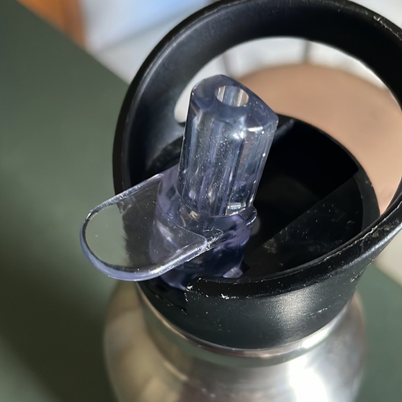 Exquis metal water drink bottle - Picture 2 of 5